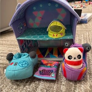 Squishville Gaming Garage Set